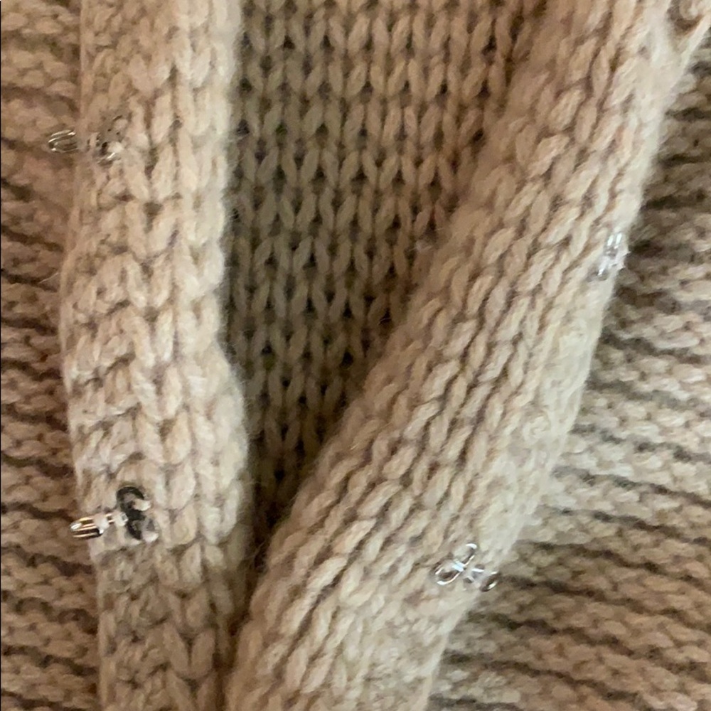 Wool Sweater - Picture 3 of 3